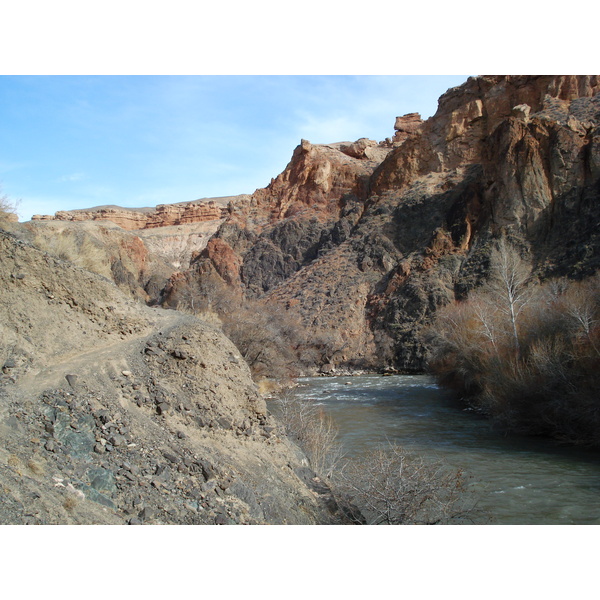 Picture Kazakhstan Charyn Canyon 2007-03 2 - Discovery Charyn Canyon