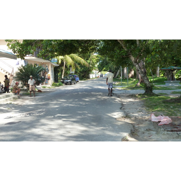 Picture Seychelles Praslin 2011-10 118 - Tours Praslin