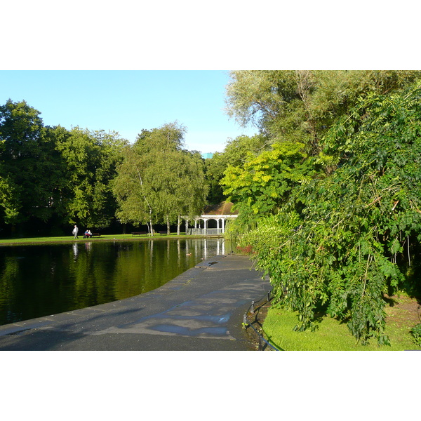 Picture Ireland Dublin St. Stephen's Green 2008-09 45 - Discovery St. Stephen's Green