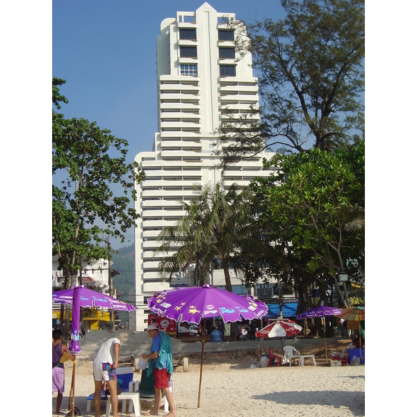 Picture Thailand Phuket Patong Beach 2005-12 58 - Discovery Beach