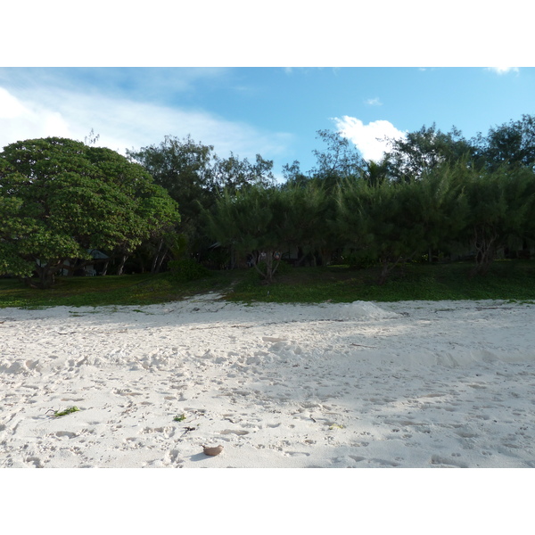 Picture New Caledonia Lifou Chateaubriant bay 2010-05 38 - Tour Chateaubriant bay