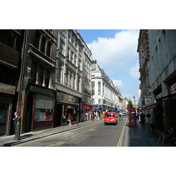 Picture United Kingdom London Wardour Street 2007-09 23 - Tour Wardour Street