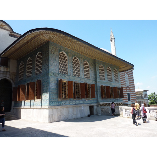 Picture Turkey Istanbul Topkapi Harem 2009-06 96 - Around Topkapi Harem