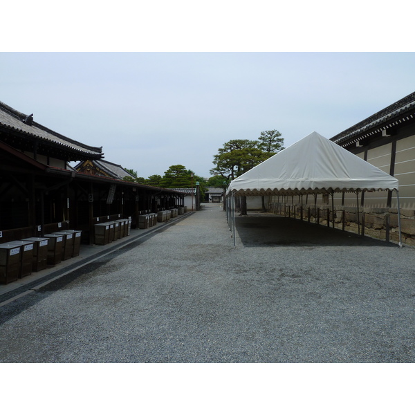 Picture Japan Kyoto Nijo Castle 2010-06 73 - Center Nijo Castle