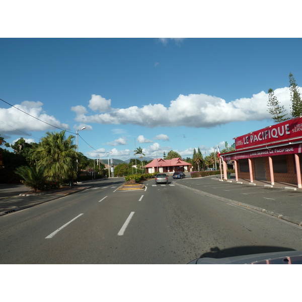 Picture New Caledonia Canala to La Foa road 2010-05 38 - Center Canala to La Foa road