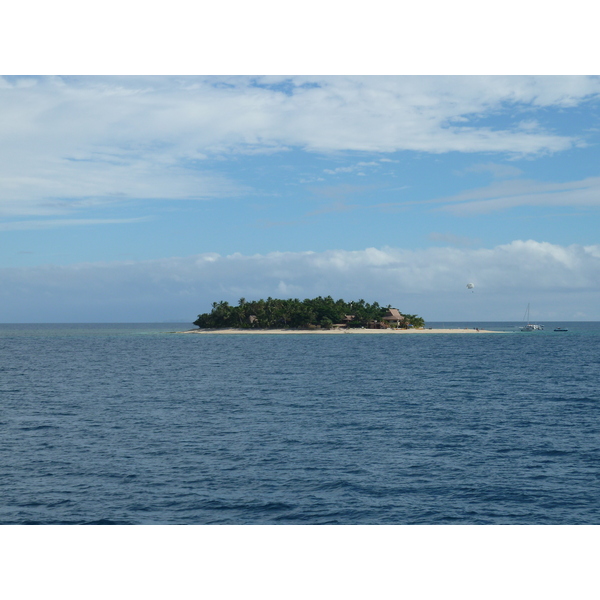 Picture Fiji Denarau to Tokoriki Island 2010-05 21 - History Denarau to Tokoriki Island