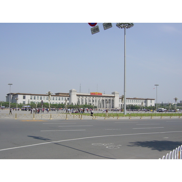 Picture China Beijing Tiananmen 2002-05 14 - History Tiananmen