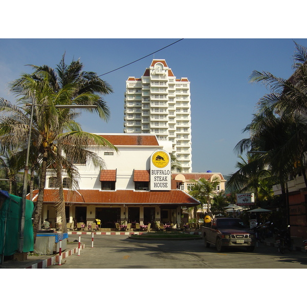 Picture Thailand Phuket Karon Beach 2005-12 12 - Discovery Karon Beach