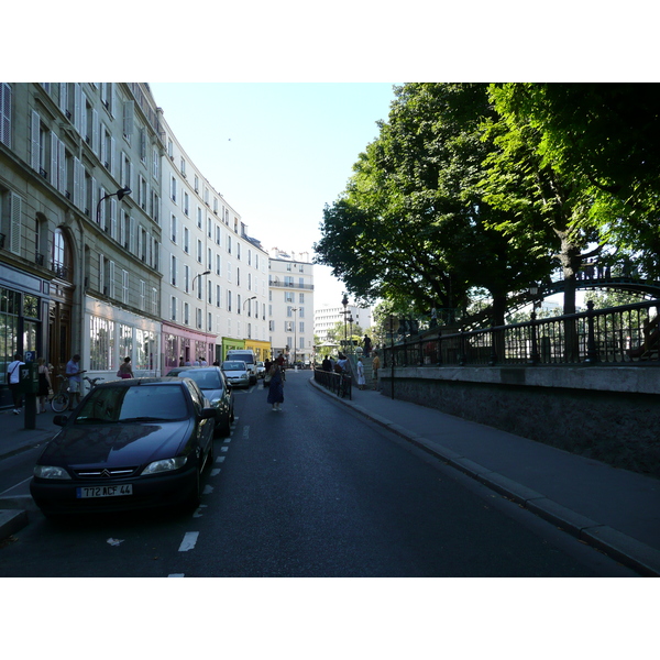 Picture France Paris Canal St Martin 2007-08 25 - Recreation Canal St Martin