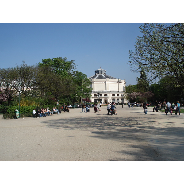 Picture France Paris Champs Elysees 2006-04 13 - Tour Champs Elysees