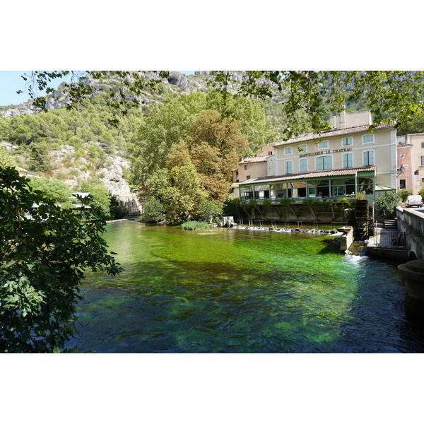 Picture France Fontaine-de-Vaucluse 2017-08 8 - Discovery Fontaine-de-Vaucluse