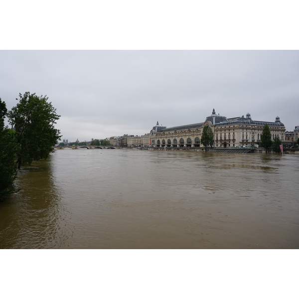 Picture France Paris Seine river 2016-06 57 - Around Seine river