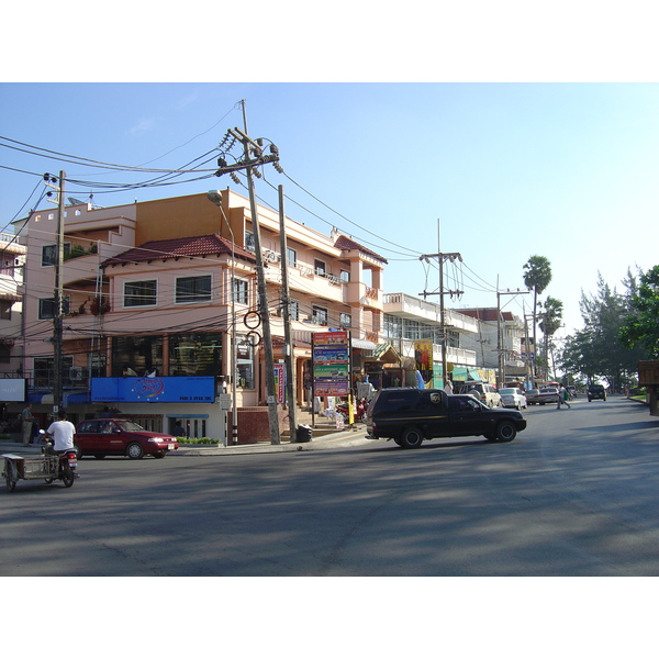 Picture Thailand Phuket Karon Beach 2005-12 39 - Tour Karon Beach