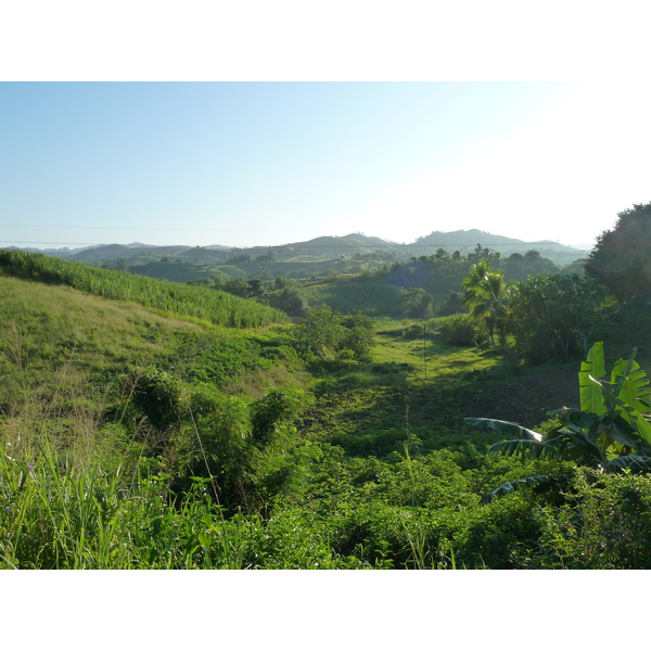 Picture Fiji Nadi to Sigatoka road 2010-05 12 - History Nadi to Sigatoka road