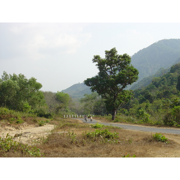 Picture Myanmar Road from Dawei to Maungmagan beach 2005-01 30 - Journey Road from Dawei to Maungmagan beach