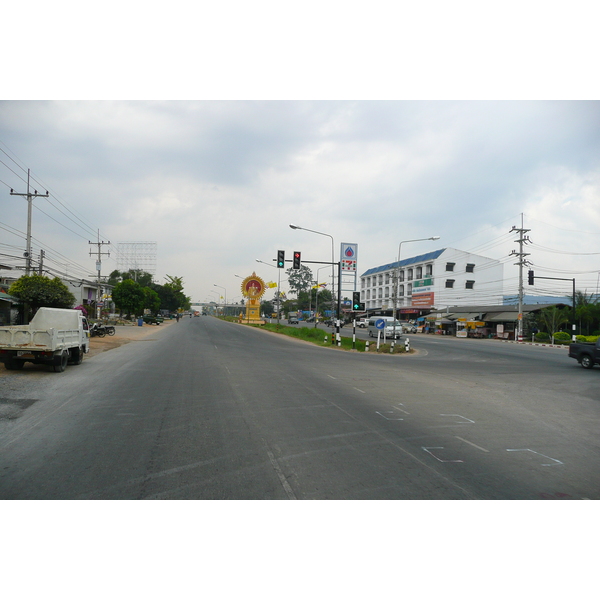 Picture Thailand Chonburi Sukhumvit road 2008-01 14 - Discovery Sukhumvit road