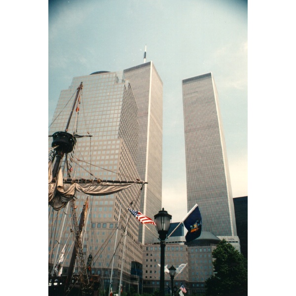 Picture United States New York 1992-08 7 - Discovery New York