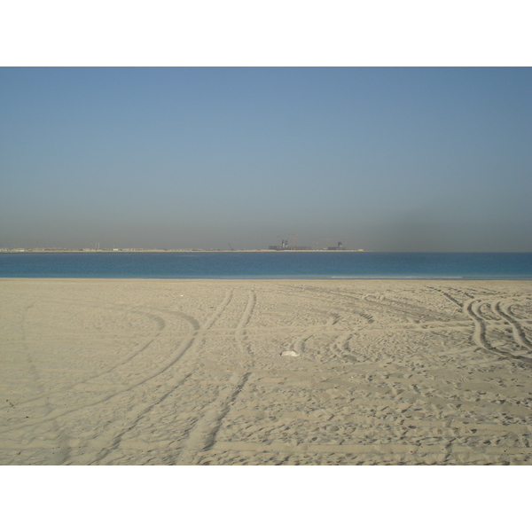 Picture United Arab Emirates Dubai Jumeirah Beach 2007-03 30 - History Jumeirah Beach