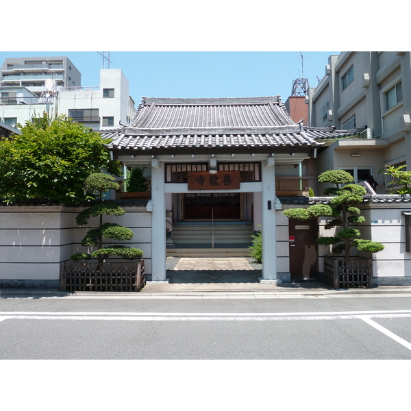 Picture Japan Tokyo Asakusa 2010-06 5 - Center Asakusa