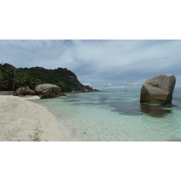 Picture Seychelles La Digue 2011-10 10 - Tour La Digue