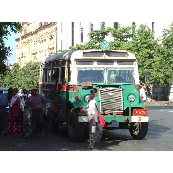 Picture Myanmar Yangon 2005-01 200 - Tours Yangon