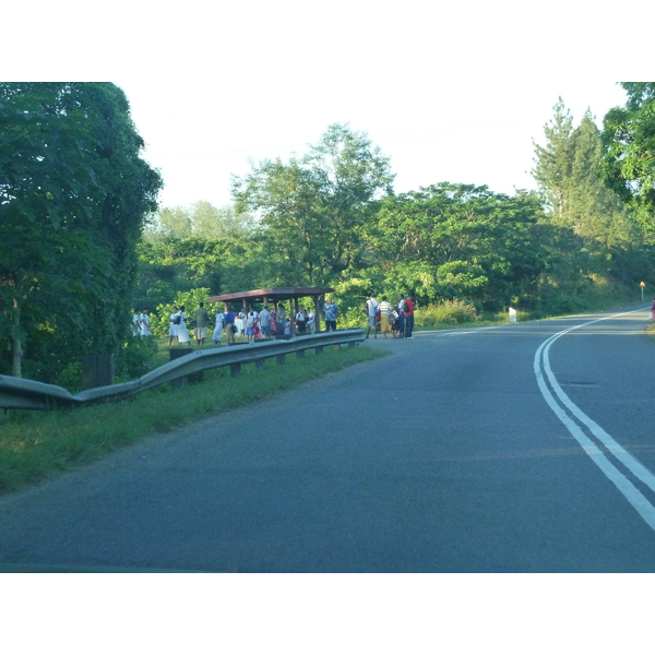 Picture Fiji Nadi to Sigatoka road 2010-05 21 - Around Nadi to Sigatoka road