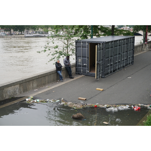 Picture France Paris Seine river 2016-06 78 - Tour Seine river