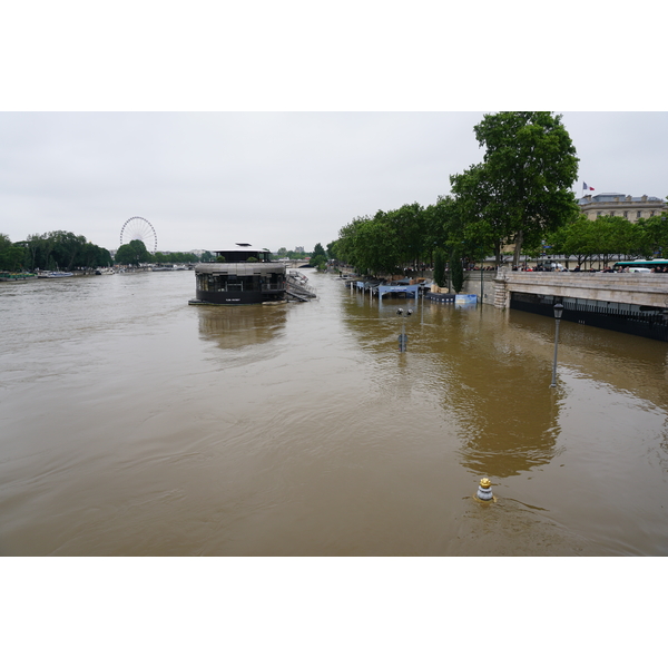 Picture France Paris Seine river 2016-06 76 - Journey Seine river