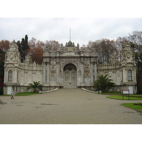 Picture Turkey Istanbul Dolmabahce Palace 2004-12 60 - Recreation Dolmabahce Palace