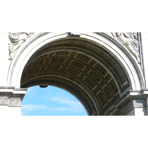 Picture France Paris Etoile and Arc de Triomphe 2007-05 14 - Around Etoile and Arc de Triomphe