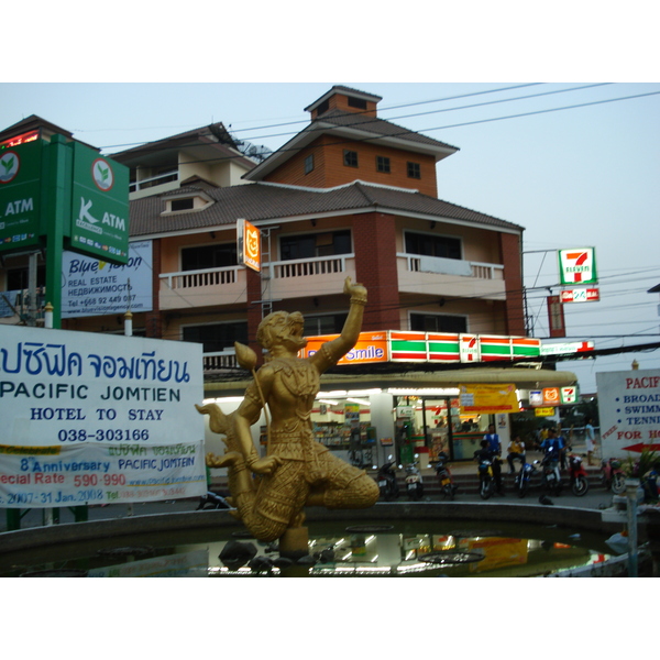 Picture Thailand Jomtien Thappraya 2008-01 17 - Tours Thappraya