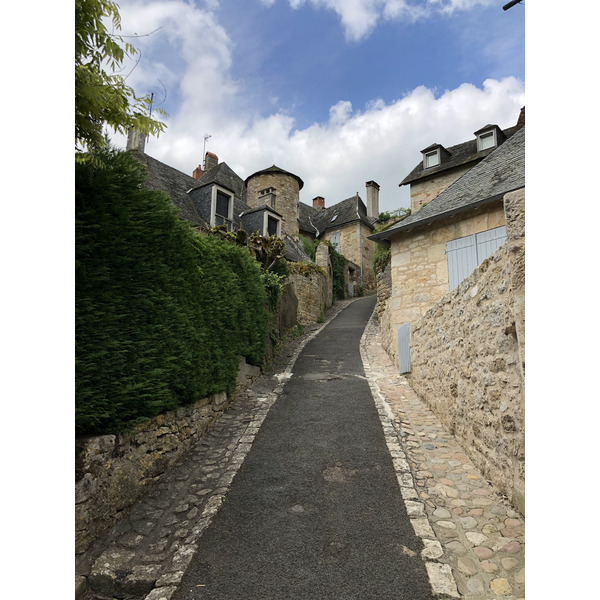 Picture France Turenne 2018-04 162 - Around Turenne