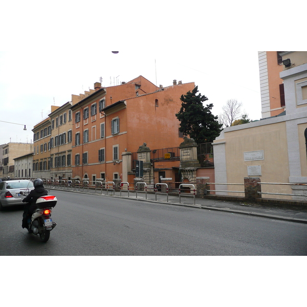 Picture Italy Rome Lungotevere Gianicolense 2007-11 21 - Tours Lungotevere Gianicolense