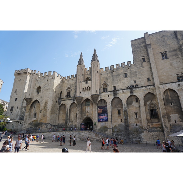 Picture France Avignon 2017-08 4 - Tours Avignon