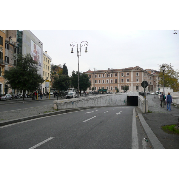 Picture Italy Rome Lungotevere Gianicolense 2007-11 2 - Discovery Lungotevere Gianicolense