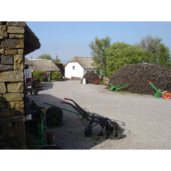 Picture Ireland Kerry Bog village 2004-05 12 - Journey Kerry Bog village