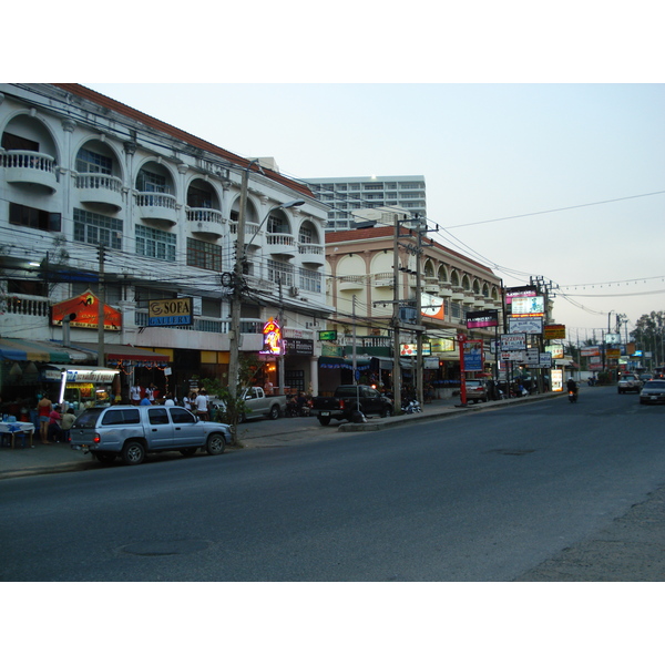 Picture Thailand Jomtien Thappraya 2008-01 3 - Tours Thappraya