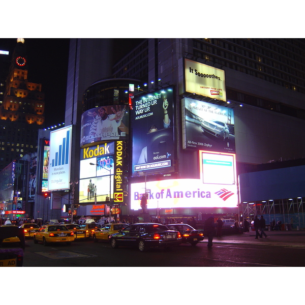 Picture United States New York Time Square 2006-03 18 - Tour Time Square