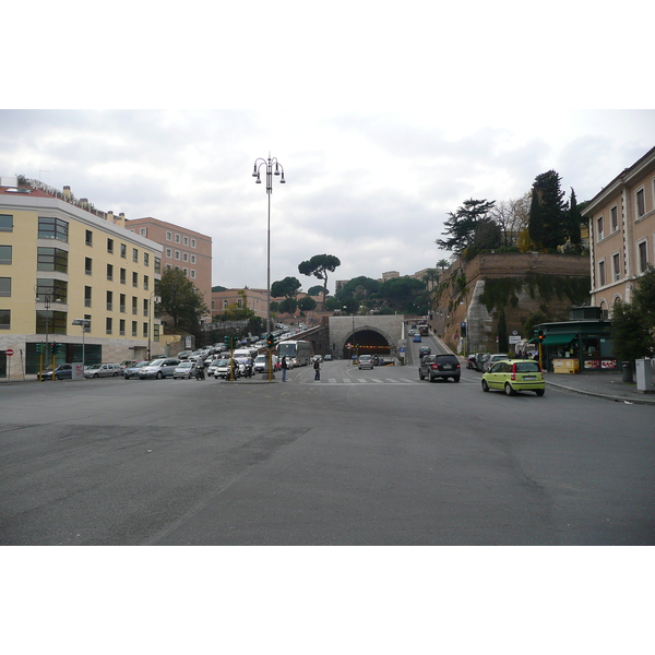 Picture Italy Rome Lungotevere in Sassia 2007-11 1 - Journey Lungotevere in Sassia