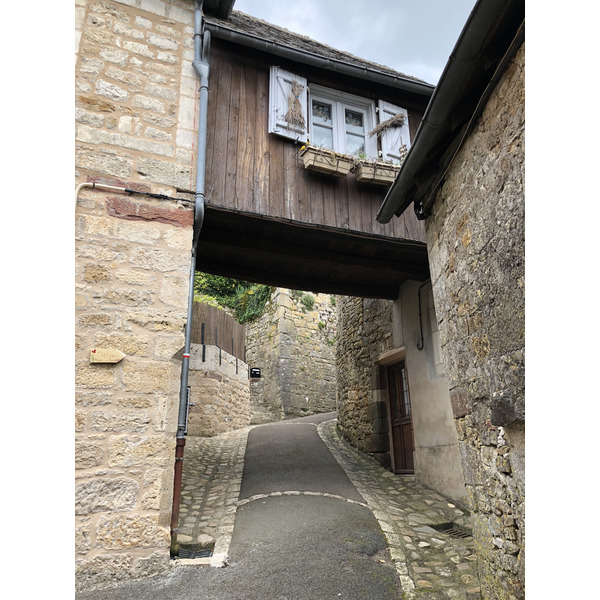 Picture France Turenne 2018-04 130 - Around Turenne