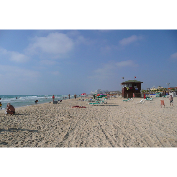 Picture Israel Rishon Le Zion Beach 2007-06 27 - Tour Rishon Le Zion Beach