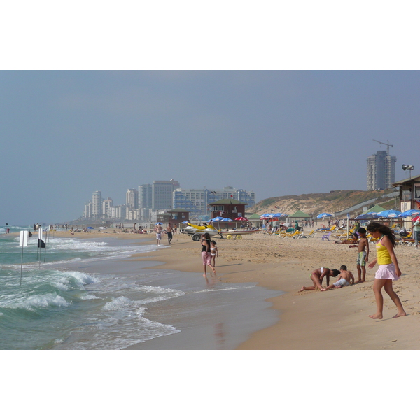 Picture Israel Rishon Le Zion Beach 2007-06 14 - Tours Rishon Le Zion Beach