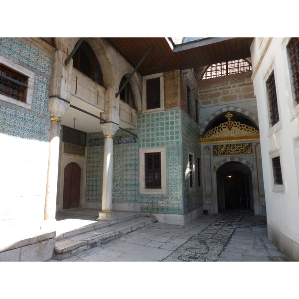 Picture Turkey Istanbul Topkapi Harem 2009-06 39 - Around Topkapi Harem