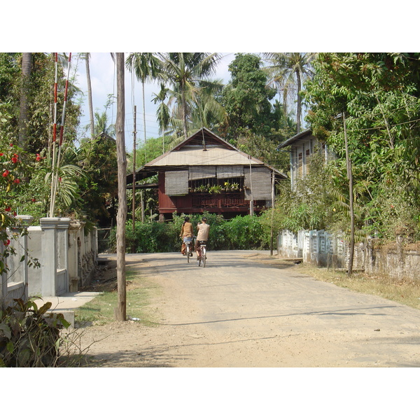 Picture Myanmar Dawei (TAVOY) 2005-01 59 - Around Dawei (TAVOY)