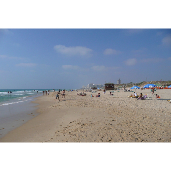 Picture Israel Rishon Le Zion Beach 2007-06 70 - Discovery Rishon Le Zion Beach