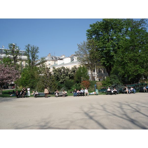 Picture France Paris Champs Elysees 2006-04 53 - History Champs Elysees