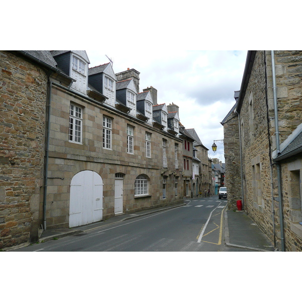 Picture France Treguier 2007-08 25 - Tours Treguier