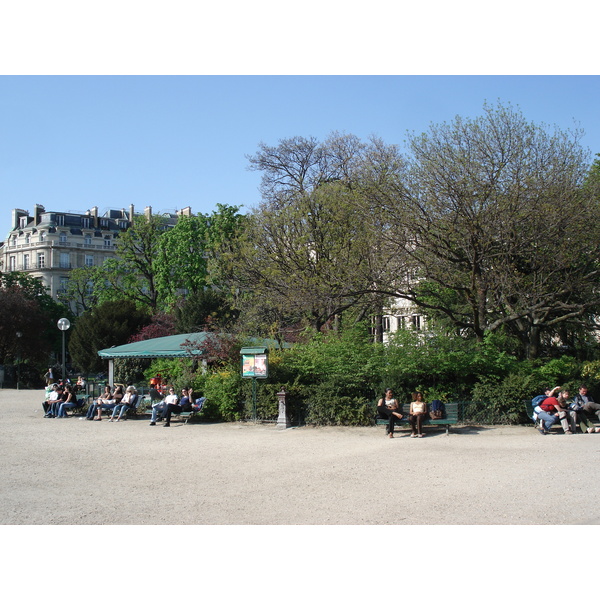 Picture France Paris Champs Elysees 2006-04 59 - Around Champs Elysees