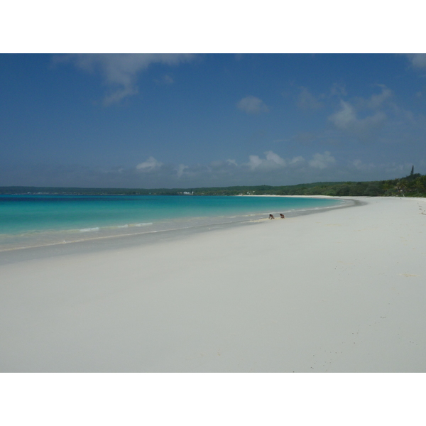 Picture New Caledonia Lifou Chateaubriant bay 2010-05 6 - Center Chateaubriant bay