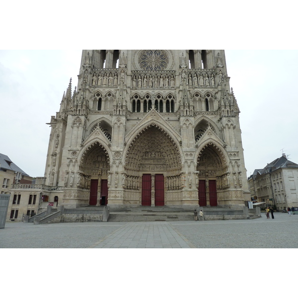 Picture France Amiens 2011-07 3 - Tours Amiens